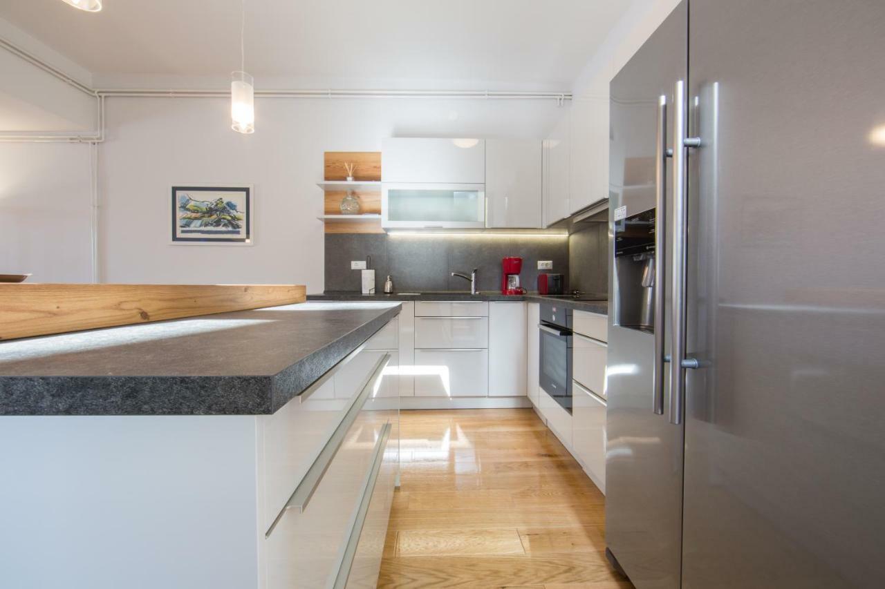 Melody M Apartment With Private Pool Split Exterior foto